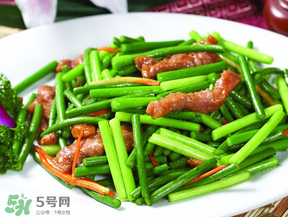 蒜苔不能和什么一起吃？蒜薹不能和什么一起吃？