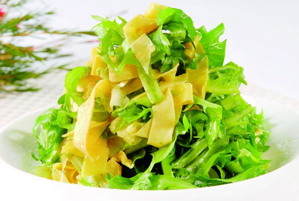 苦菊和苦苣是一種植物嗎？苦菊是不是苦苣