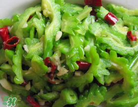 香椿和苦瓜能一起吃嗎？香椿和苦瓜一起吃好嗎？