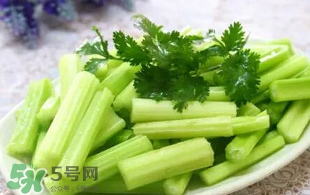 苦菊能和芹菜一起吃嗎？苦菊可以和芹菜一起吃嗎