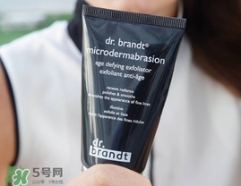dr.brandt柏瑞特微晶磨砂膏怎么用？柏瑞特微晶磨砂膏用法