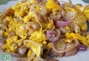 洋蔥和雞蛋能一起吃嗎？雞蛋和洋蔥能一起炒嗎？