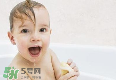 寶寶便秘喝什么果汁好？寶寶便秘喝什么果汁？