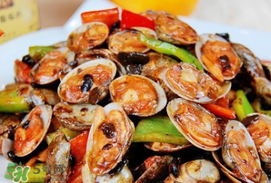 花甲里面黑色的東西能吃嗎？花甲里面黑色的是什么？