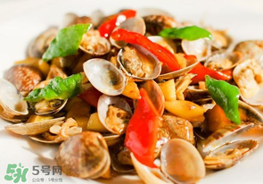 花甲怎么炒才開口？炒花甲為什么不開口？