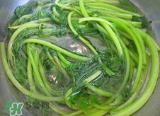茼蒿要焯水嗎？炒茼蒿用焯水嗎