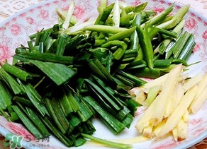 川菜中蒜苗回鍋肉怎么做？蒜苗回鍋肉的做法