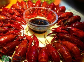 油燜大蝦什么時候上市？油燜大蝦什么時候吃？