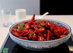 孕婦能吃油燜大蝦嗎？油燜大蝦孕婦可以吃嗎？