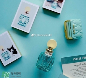 miu miu隨身鏡多少錢？miu miu限量隨身鏡價(jià)格上市時(shí)間