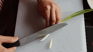 蒜苗怎么切？蒜苗如何切