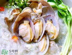 花甲發(fā)臭還能吃嗎？花甲買回來有點(diǎn)臭可以吃嗎？