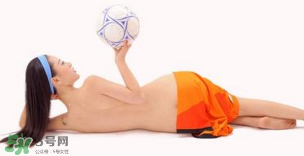 女生熬夜會平胸嗎？女生經(jīng)常熬夜的危害