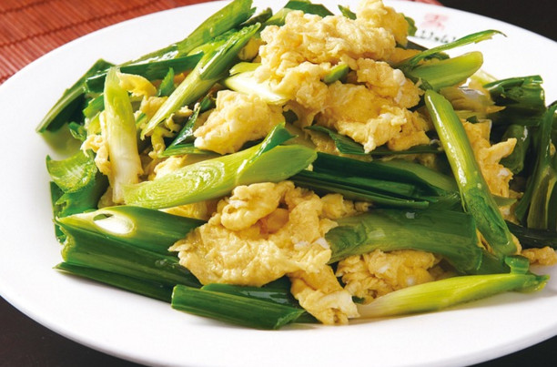 蒜苗是發(fā)物嗎？蒜苗是不是發(fā)物