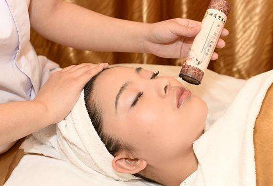 艾灸原理是什么？艾灸治病的原理是什么