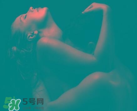 什么時(shí)候第一次性行為合適？第一次性行為的年齡