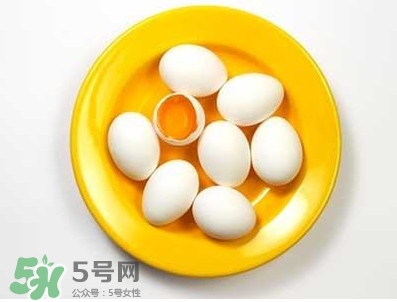 生吃雞蛋壯陽(yáng)嗎？男人吃生雞蛋好嗎