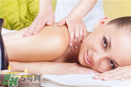 維生素e敷臉要洗嗎?維生素e涂臉上多久洗掉? 維生素e敷臉要洗嗎?維生素e涂臉上多久洗掉?