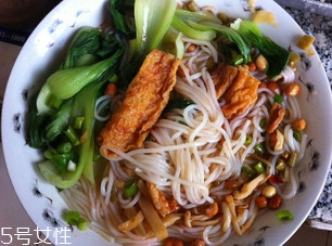 螺絲粉怎么煮好吃？網(wǎng)上買的螺絲粉怎么煮