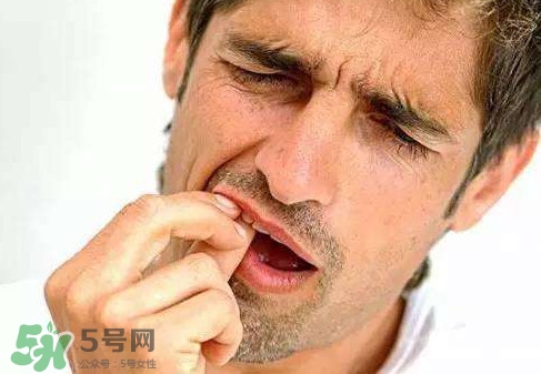 牙齒松動能自己恢復嗎？牙齒松動會自己恢復嗎