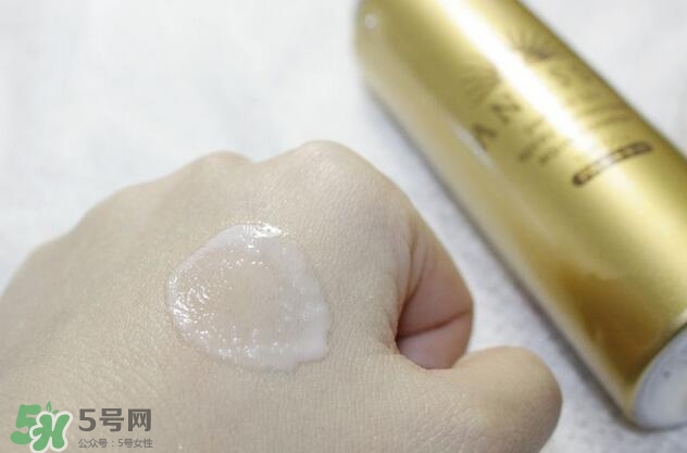 安耐曬噴霧可以帶上飛機嗎？安耐曬防曬噴霧可以托運嗎？