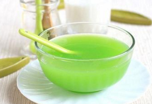 芹菜汁喝生的還是喝熟的？芹菜汁生喝好還是煮熟好