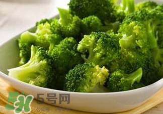 西蘭花焯水用冷水還是熱水？西蘭花焯水多久