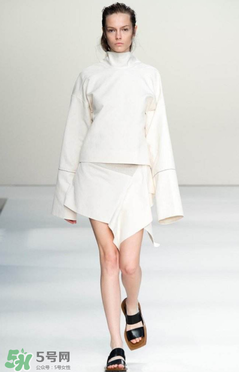 marni是哪個國家的牌子？marni是奢侈品嗎？