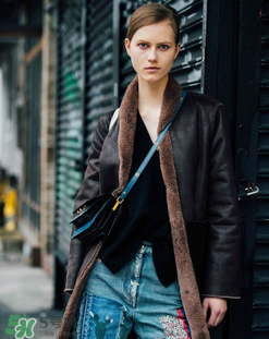 marni風琴包正品多少錢？marni風琴包專柜價格