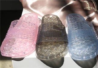 2017最新時(shí)尚潮鞋是什么樣的？2017最新時(shí)尚潮鞋是什么鞋？