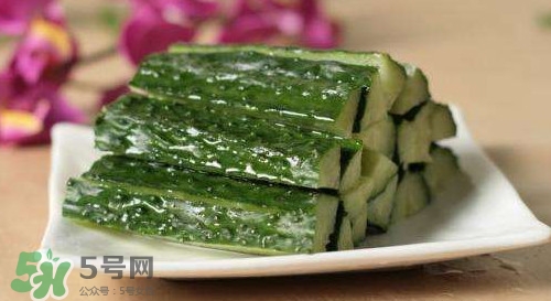 生吃黃瓜有什么好處？黃瓜生吃好還是熟吃好