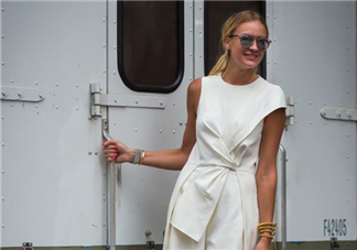 白色連衣裙配什么鞋？白色連衣裙配什么顏色鞋子？