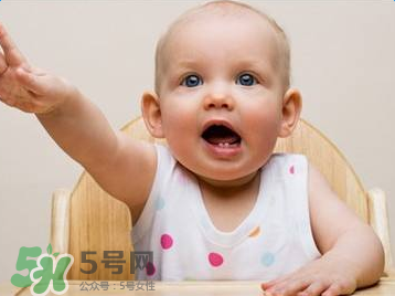 寶寶輔食要加油嗎？寶寶輔食可以加油嗎？