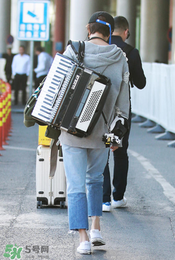 王珞丹棒球帽是什么牌子？peaceminusone棒球帽怎么樣？