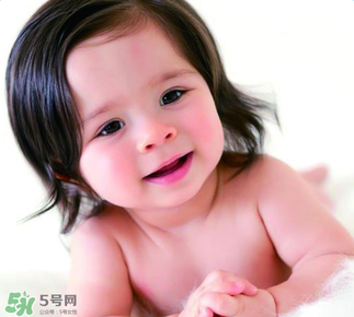 奶癬可以用奶水去除嗎？奶癬可以用奶水擦嗎？