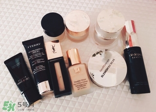 坐月子用什么粉底液？月子里用什么粉底液好