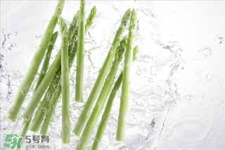 蘆筍根部可以吃嗎？蘆筍根爛了還能吃嗎