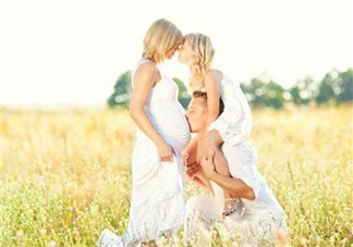 孕婦怎么樣選擇合適的鞋子？孕婦鞋穿什么樣的比較好？