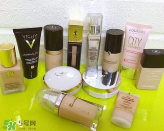 夏天混油皮用什么粉底液？混油皮夏天用什么粉底