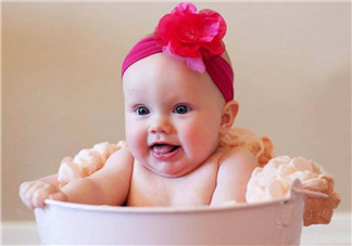 寶寶有鼻屎不通氣怎么辦？寶寶有鼻屎鼻塞怎么辦？