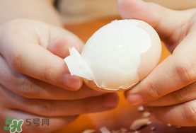 蝦爬子能和雞蛋一起吃嗎？蝦爬子和雞蛋能同吃嗎？