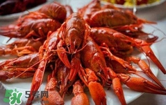 油燜大蝦怎么做好吃？正宗潛江油燜大蝦做法