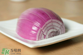 洋蔥和皮皮蝦能一起吃嗎？皮皮蝦和洋蔥可以同吃嗎？