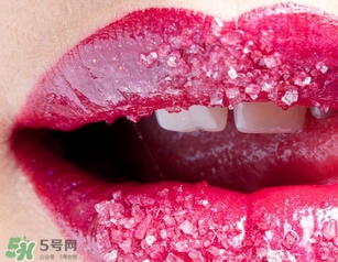 漂唇后嘴唇發(fā)黑怎么回事？漂唇后嘴唇發(fā)黑怎么辦？
