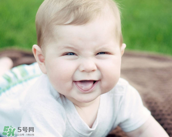 寶寶嗓子啞了該怎么辦？寶寶嗓子護(hù)養(yǎng)怎么做？