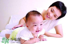 寶寶嗓子啞了該怎么辦？寶寶嗓子護(hù)養(yǎng)怎么做？