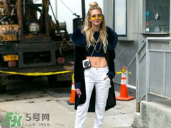 露臍裝怎么搭配？露臍裝怎么搭配好看？