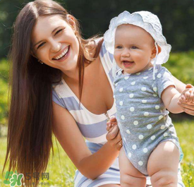 家長(zhǎng)什么時(shí)候可以帶寶寶進(jìn)行戶外活動(dòng)？寶寶最佳的戶外運(yùn)動(dòng)時(shí)間是什么？