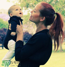 家長(zhǎng)什么時(shí)候可以帶寶寶進(jìn)行戶外活動(dòng)？寶寶最佳的戶外運(yùn)動(dòng)時(shí)間是什么？