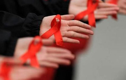 106名學(xué)生染艾滋 艾滋病是怎么產(chǎn)生的 106名學(xué)生染艾滋 艾滋病是怎么產(chǎn)生的